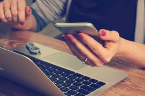 Digital Nomad Strategies: Working and Exploring Simultaneously